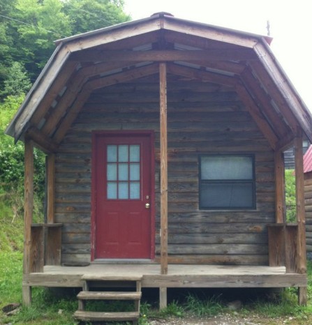 Black Mountain Cabin rental accommodation
